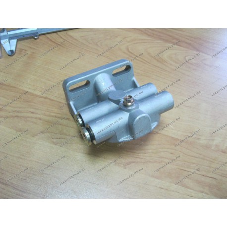 Кронштейн топливного фильтра PL420 без тннд евро 3