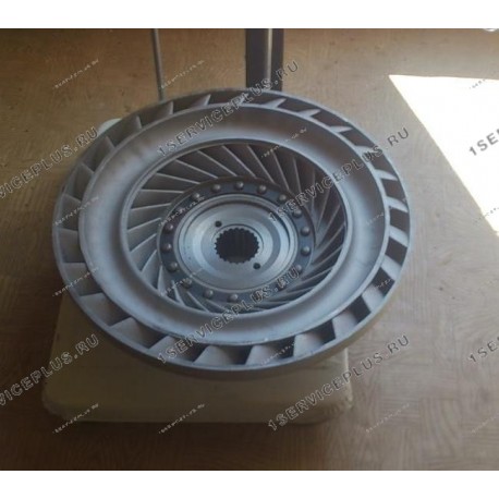 Турбинное колесо в ГТР SD32 175-13-21513